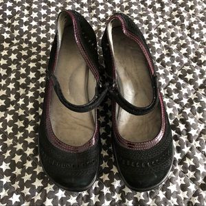 Jambu suede shoes with 2” block heel